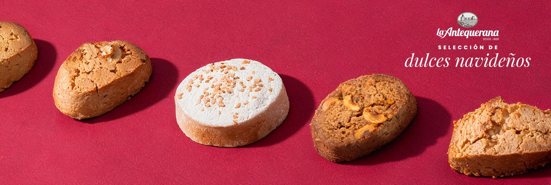 Selección de dulces navideños La Antequerana